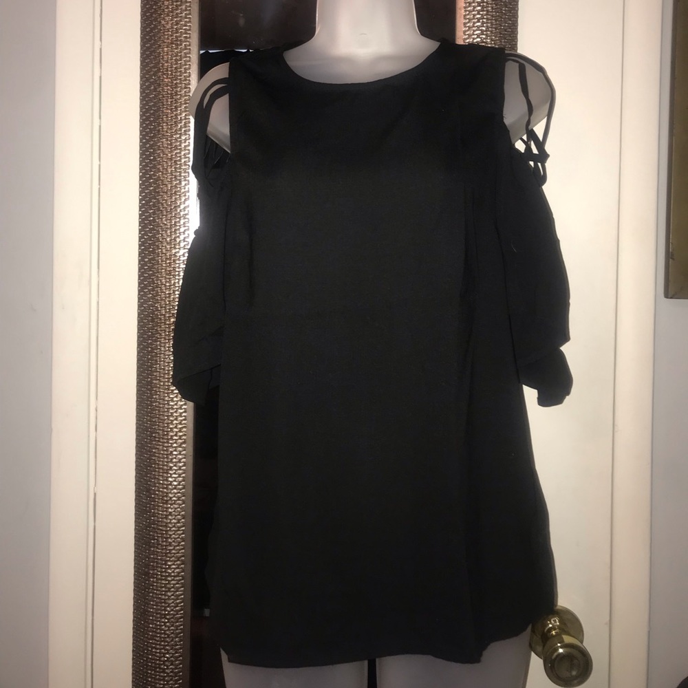 Black Cold Shoulder Shirt - Picture 4 of 5